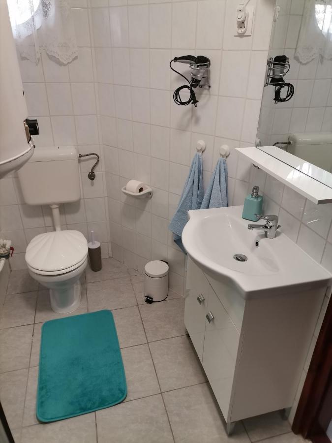 Aida Apartman Harkan Exterior foto